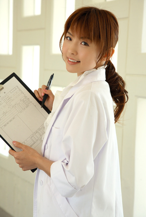 Aya Nakata : 中田彩