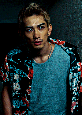 Costume Appreciation: Machida Keita In Alice In Borderland (2020—)    » Karube Daikichi + Signature