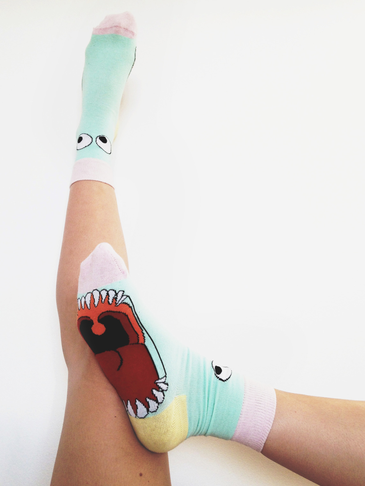 karinbylund:  My Monday morning socks.