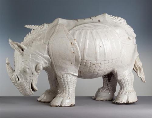 Johann Gottlieb Kirchner, Rhinoceros, 1730. Porcelain, Meissen. Via skd.museum Dresden. Made after t