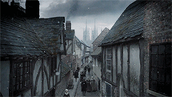 glorianas:You’re in the North now. Our laws were made by the Raven King. Our towns and abbeys 