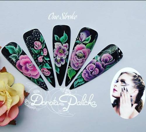 One stroke flowers #dorotapalicka #nailart #nails #nailtrends #nailtraining #onestrokenails #onestro