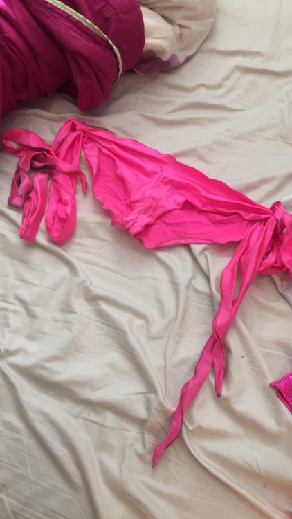 BUY MY RAVE SHIIIIIITT FROM MEEEE PLLLZZZZZ