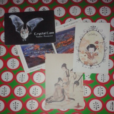 Happy mail day, lovely postcards from friends and post crossers. #snailmail #postcards #postcrossing #bat