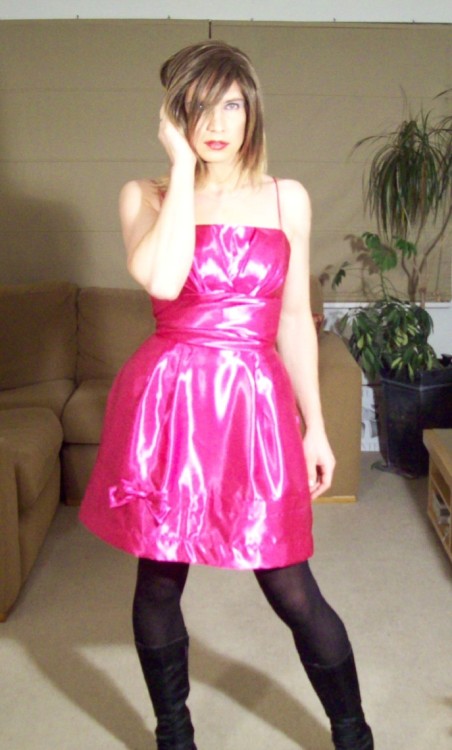 hgillmore:  Well Dressed Crossdressers and Transgendered Women