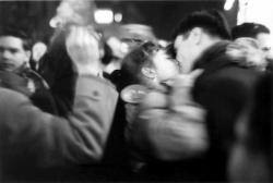   He cometido el peor de los pecados que un hombre puede cometer. No he sido feliz. Jorge Luis Borges / Argentina 1899- Ginebra, 1986Fotografía Saul Leiter  