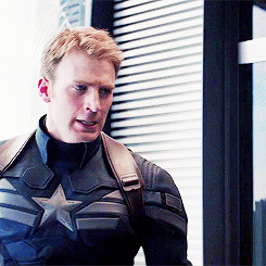 chriisevanss:‘I like the stealth suit from Cap 2. The dark, navy blue suit from the opening of Winte