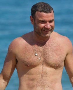 hotfamousmen:  Liev  Schreiber  