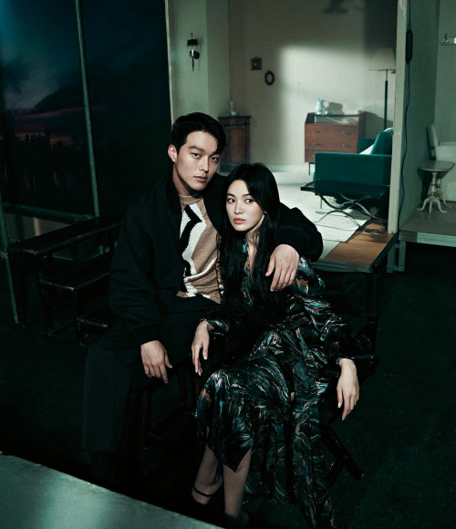 dramaism: Jang Ki Yong & Song Hye Kyo for DAZED Korea