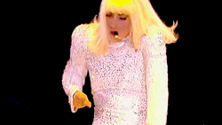 gardenpanti:   Lady Gaga’s artRave + Wigs  