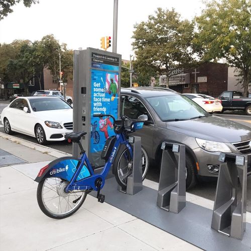 A Citibike station near me. #citibike #citibikebronx #citibikenyc #bronx #bikenewyork #bikeshare #th