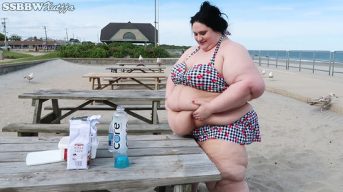 Porn photo xutjja: Publicly Fat at the Beach, Part 2