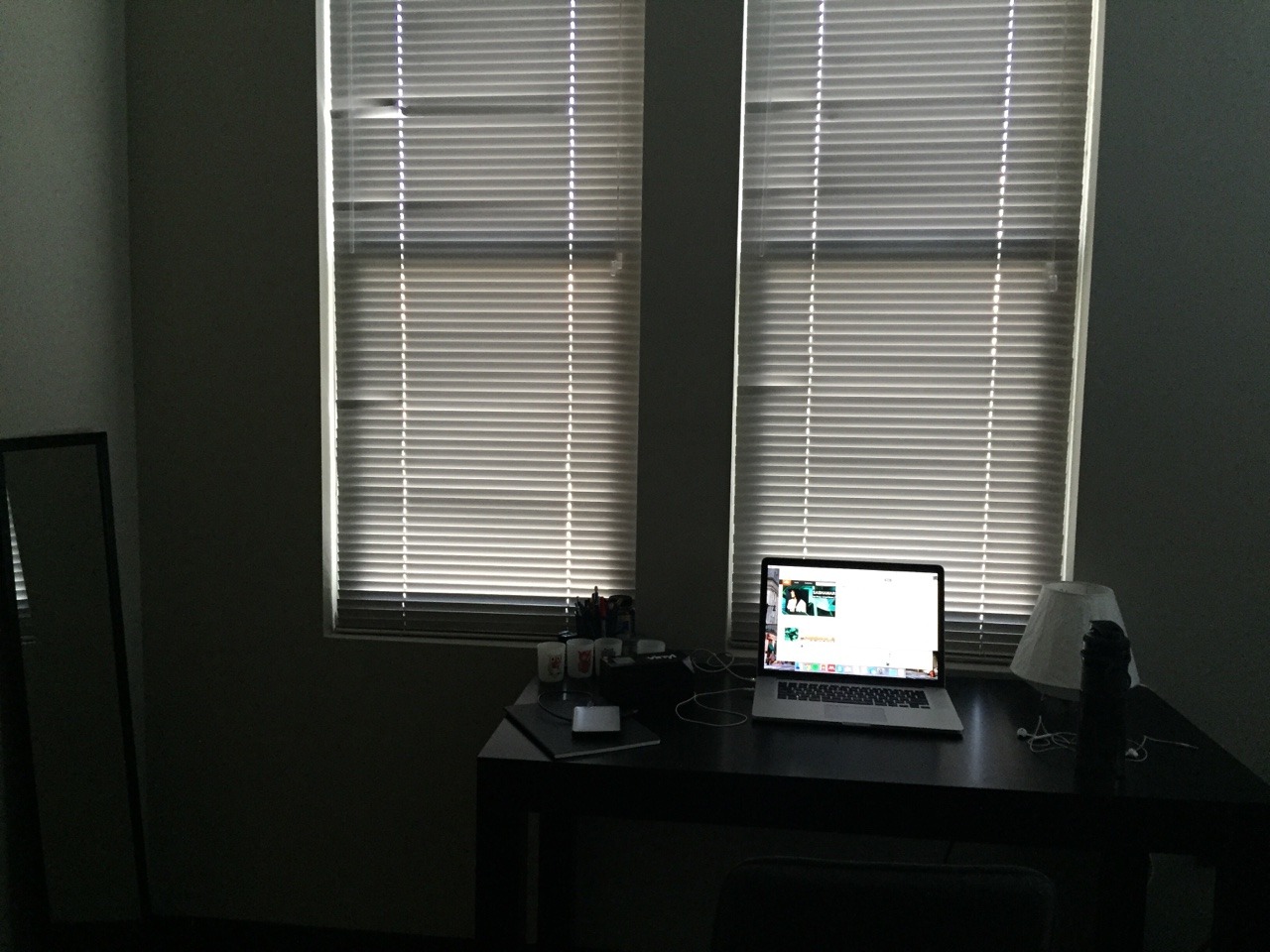 extracocoa:  My room is coming together. Junior year will be lit I think.  Soooo