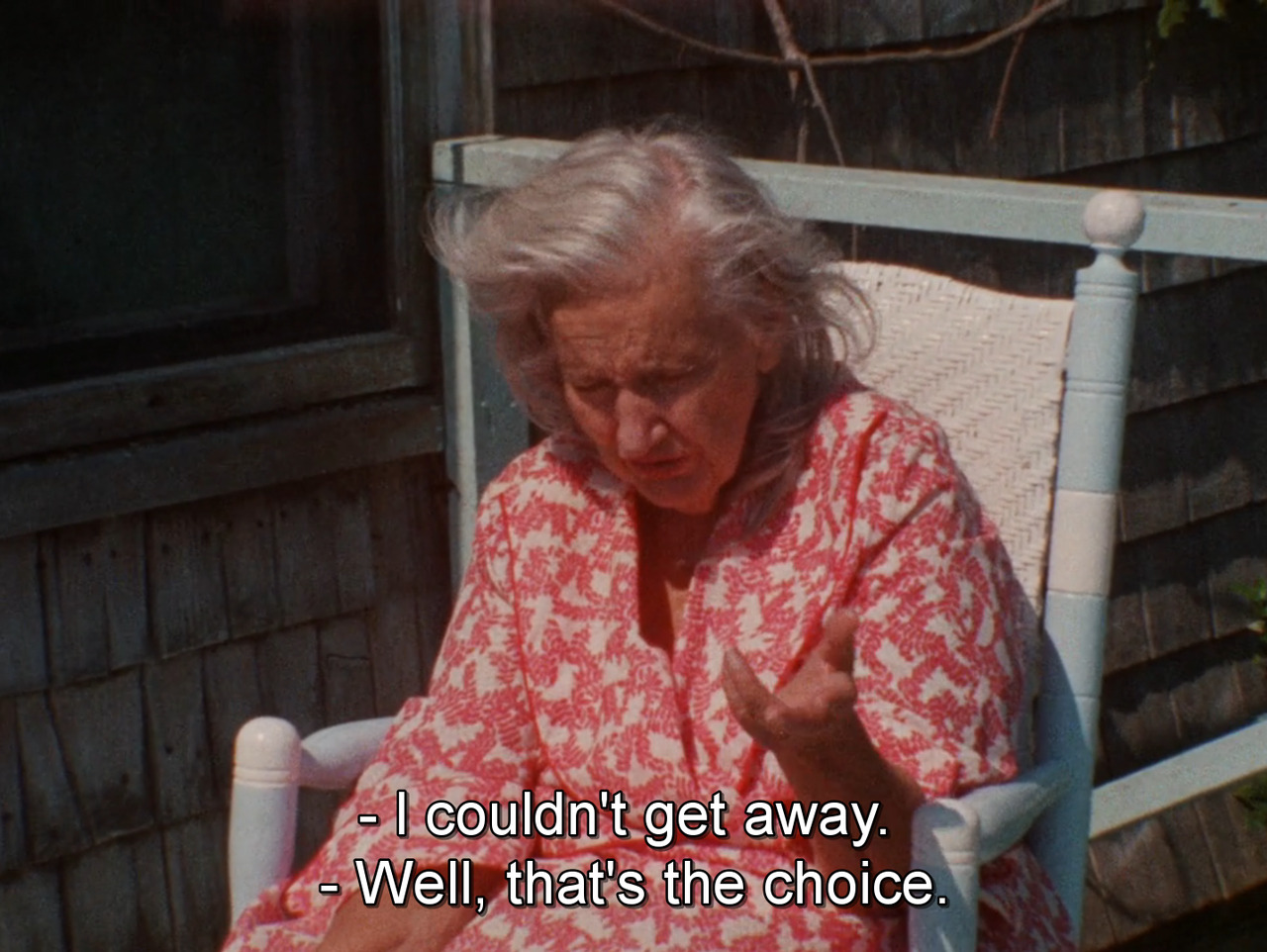 serpenservm:  “Grey Gardens”, Maysles brothers. 1975.  