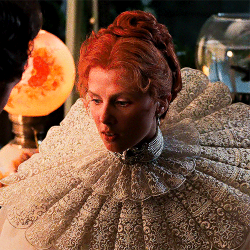 LUCY WESTENRA In BRAM STOKER'S DRACULA (1992)dir. Francis Ford Coppola