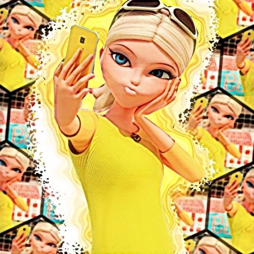 ( ) Chloe Bourgeois / !