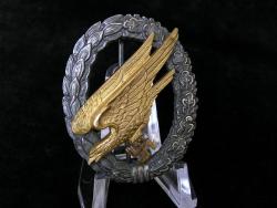 everlong81:  Luftwaffe &amp; Fallschirmjager medals 