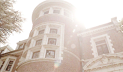 flawlessmeg:  AHS: Murder House “Pilot&ldquo; (1x01) 