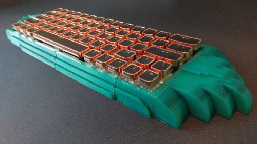 yournewkeyboard: “A 3d Printed Art Deco Case” via u/RogerArbogast on reddit Thingiverse link for the case. 