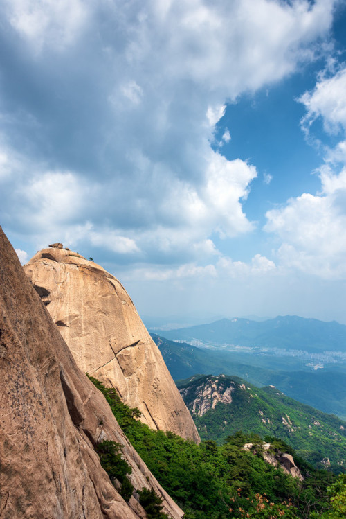 rjkoehler:Insubong Peak, Bukhansan National Park.