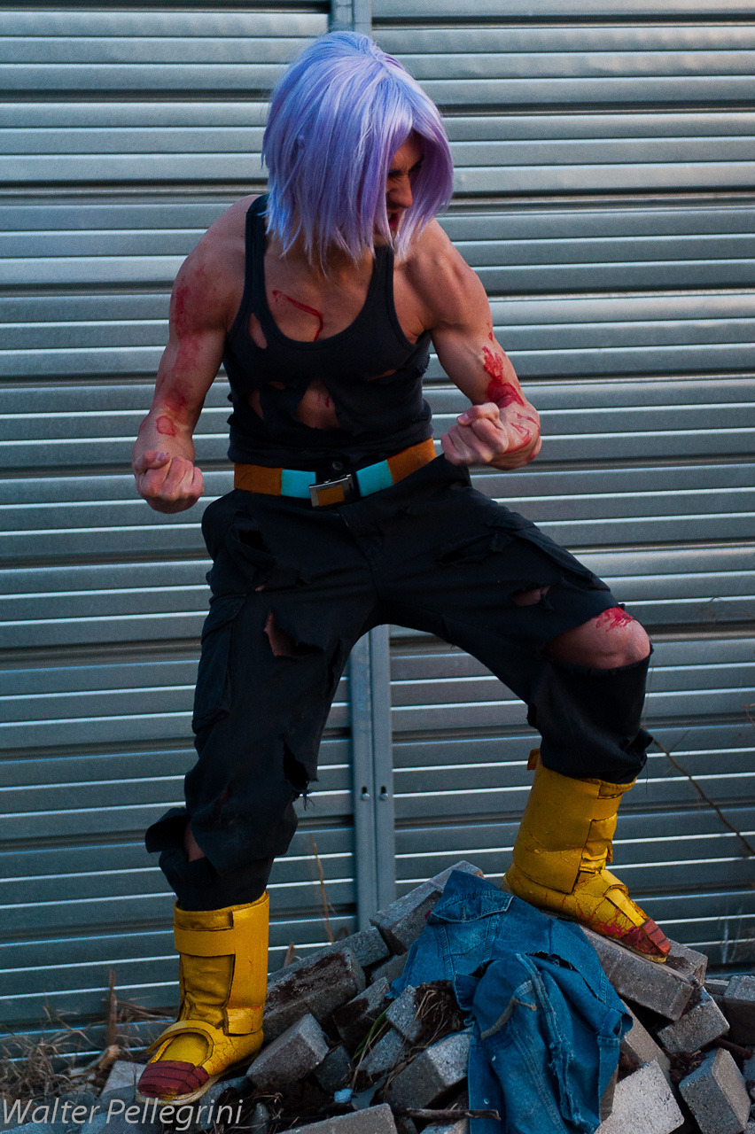 ellensama:  Great DBZ Cosplay - Part 2 