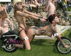 Sexy Girls On Motorcycles