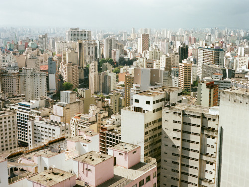 brianwferry:  ROOM 3201 A short series of personal photographs taken over the course of 24 hours in a studio apartment in the Edifício Copan, São Paulo, Brazil. September 2014. Full series here: http://bferry.wordpress.com/2014/10/17/room-3201/ (Photos: