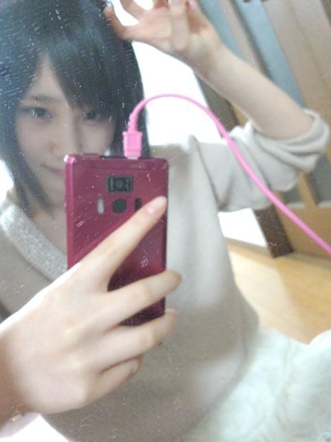 team4-ever:  ［from：高橋朱里］あ みんな～(^^)/今日は試験うけて、そのあと美容室いきましたぁ(*^^*)ググタスに画像のせた！みてねんチェックよろ(^^)/