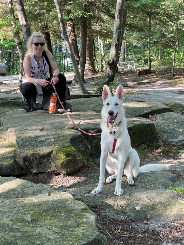 It was a beautiful summer evening for a date night hike with my girls, Astrid had her first hike and she did so well! Always love hiking with @katiiie-lynn and snapping shots. Set up the hammock and waited for sunset🥰 