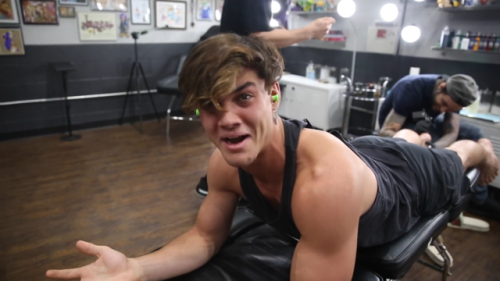 Porn never—okay:  Ethan and Grayson Dolan showing photos