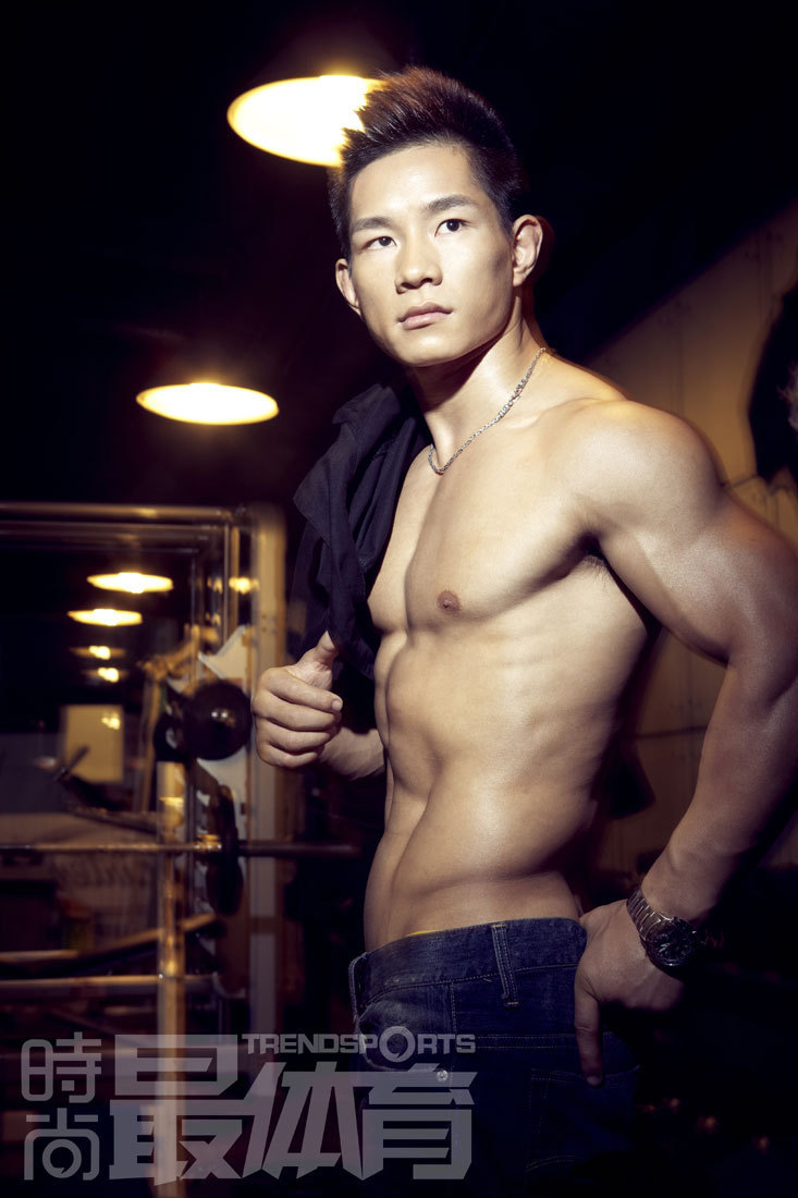 asianmalemuscle:  busankim:  杨建平  http://jskbusan.blogspot.kr/search/label/杨建平
