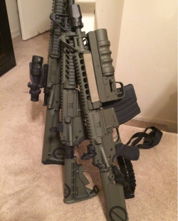 tacticalsquad:    studentofthegunFamily photo, more to come @brownellsinc @lcwduracoat 