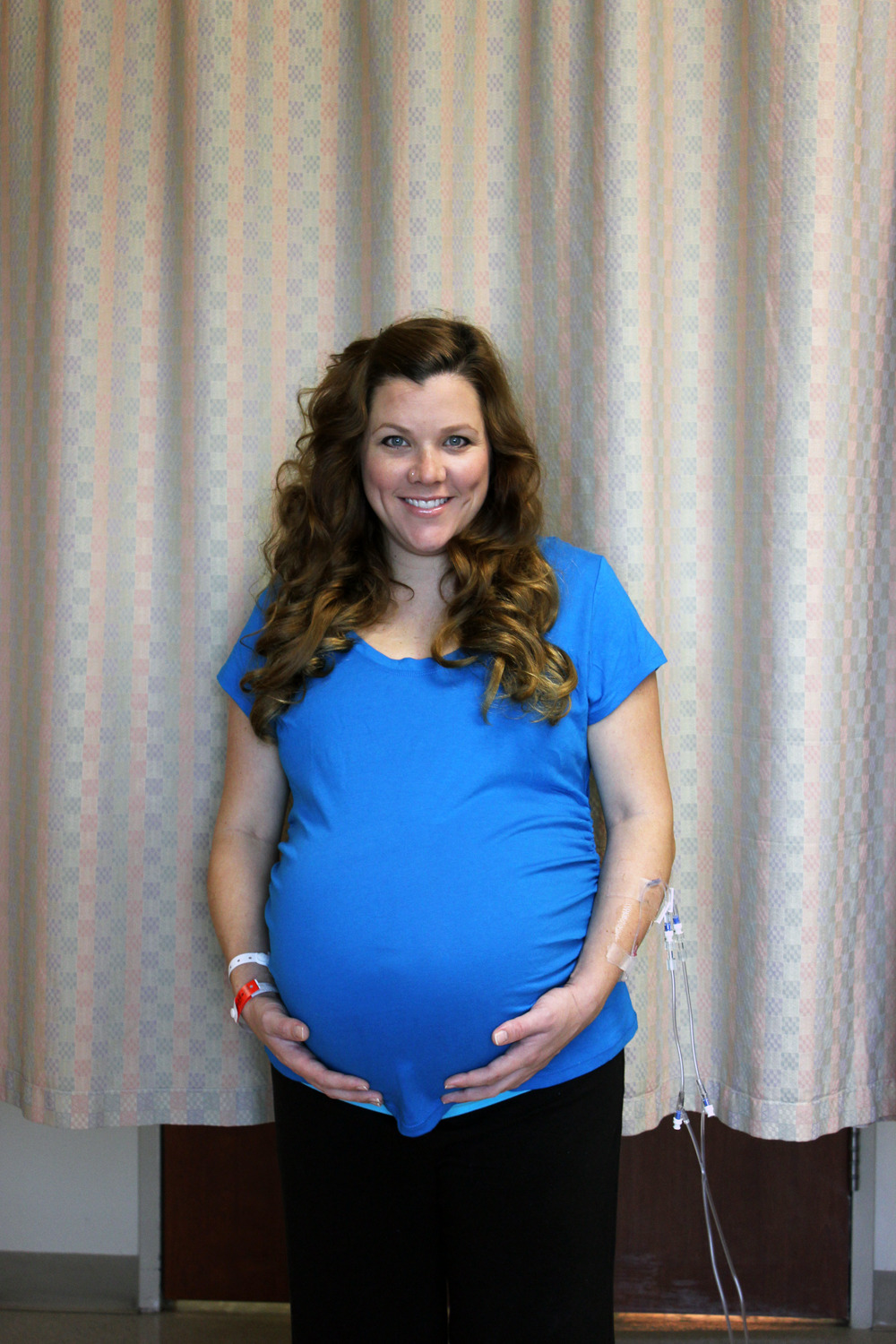 preggofun:  hotpregbitches:  Follow our Blog at : http://hotpregbitches.tumblr.com/