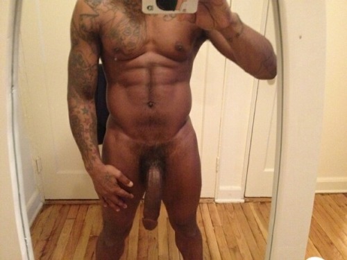 loverofredbones:  sleazepeddler:  For more posts like these…follow the Sleaze Peddler! If you’re brave and got a dick, ass, body or face worth showing off…SUBMIT HERE!  My kind of nigga