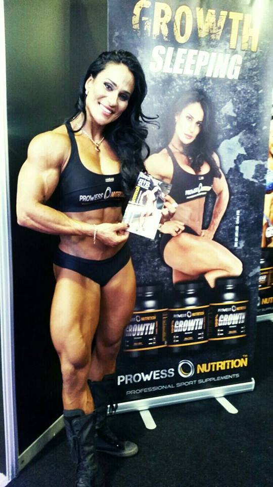 zimbo4444:  ..Cris Goy Arellano..beautiful IFBB Physique champion..   💪🏼👩🏻👍🏼