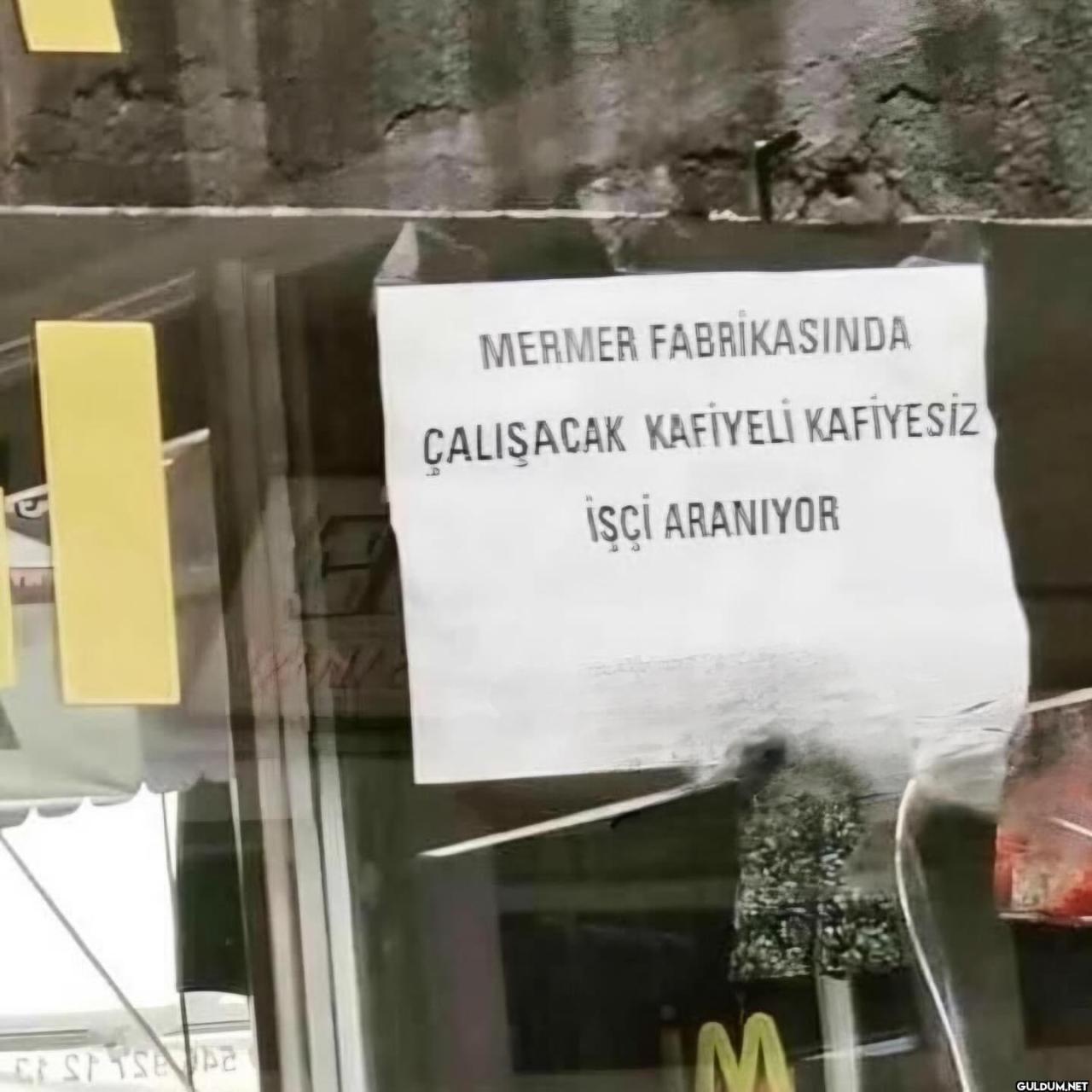 kenetlenmişsin kalbime...