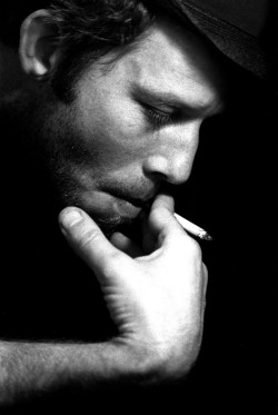  Tom Waits  