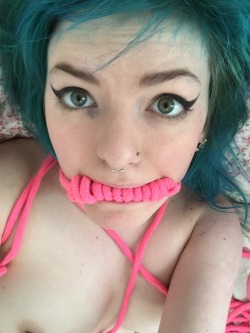 huggablepumpkins:  Rope gag that I made ☺️