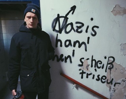 Barfuß drückt dir selten der Schuh