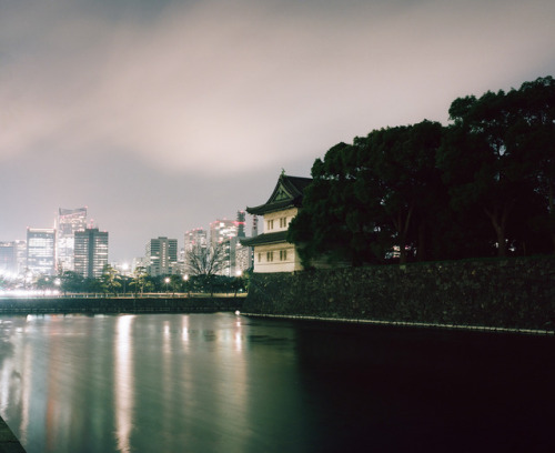 lukepownall: Tokyo Imperial Palace, 2017. Serene