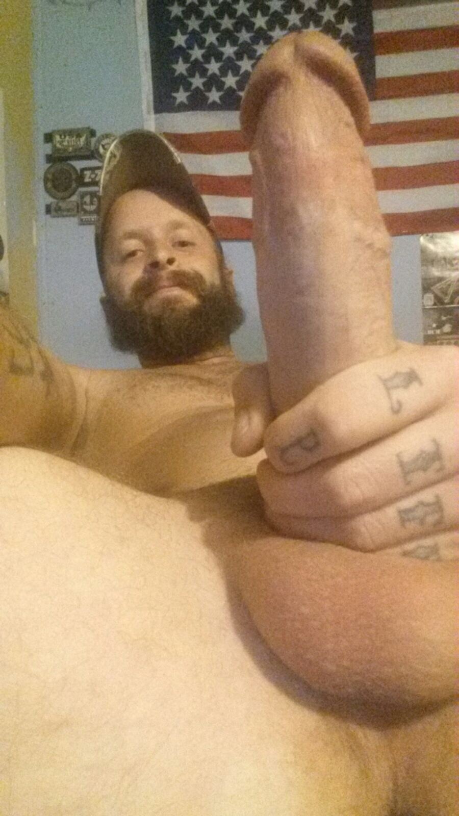 dirtyredneckmen:  Please Follow us!  Straight White Thugs- http://straightwhitethugs.tumblr.com/Dirty