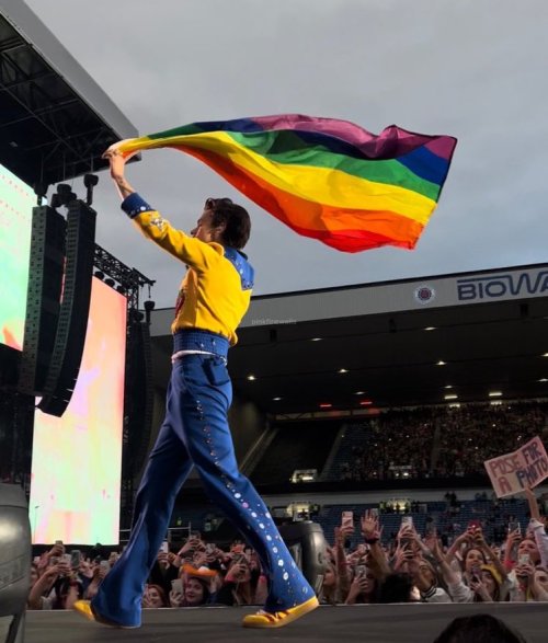 stylesnews:Harry making us the proudest we could ever be.