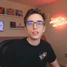 drew with glasses and yikes merch send tweet
