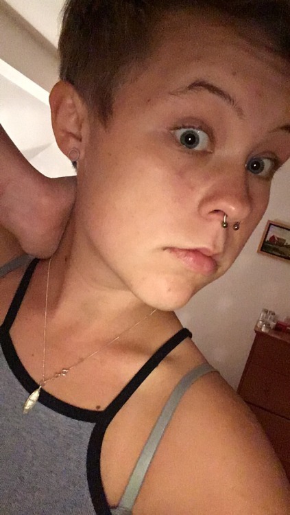 autohart:shoutout to pedro at kinky ink piercings for my first glo up of 2017 ✨[they/them]