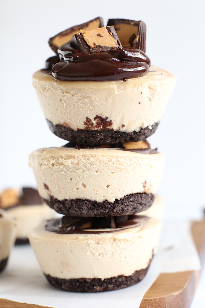 do-not-touch-my-food:  Peanut Butter Cup Cheesecakes 
