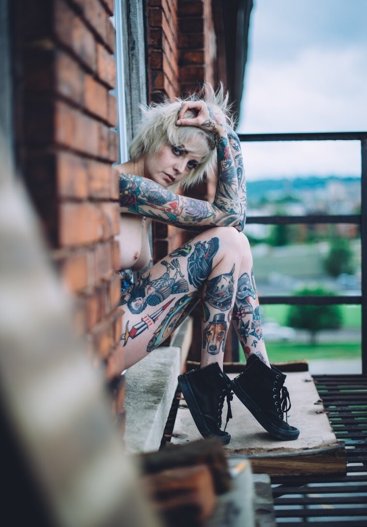 xo-zn:  Up on the roof P: @adamgallowayphoto M: Zephyr Nouveau /Zephi Suicide @xo-zn