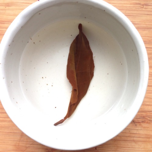 thisistea:A single leaf from a Dian Hong Yunnan.