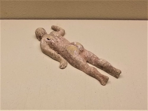 entemos:pastamasta69:charlesreeza:Dead Guy - Roman, c. 300 BCE, terra cottaPart of a tableau depicti