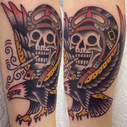 fuckyeahtraditionaltattoos:  Jason Phillips - Oakland 