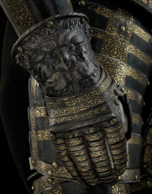 sartorialadventure: “Lion” armor of Henry II, king of France, 1550. Holy Cats! The *detailing*!